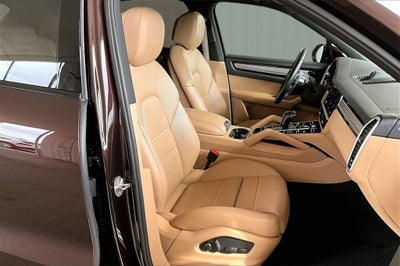 2023 Porsche Cayenne S