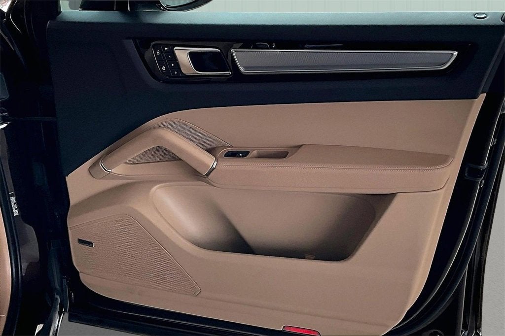 2023 Porsche Cayenne S