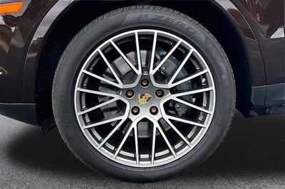 2023 Porsche Cayenne S